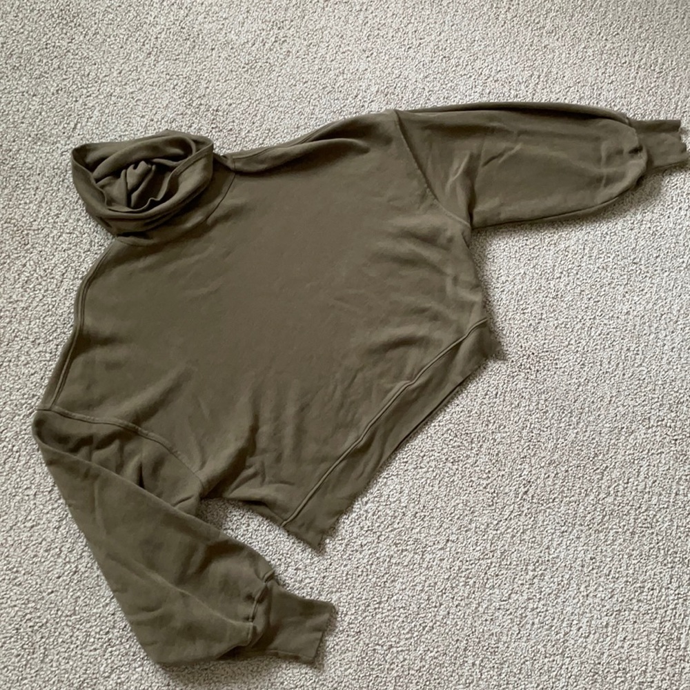 Agolde Olive Balloon Sleeve Turtleneck Sweatshirt